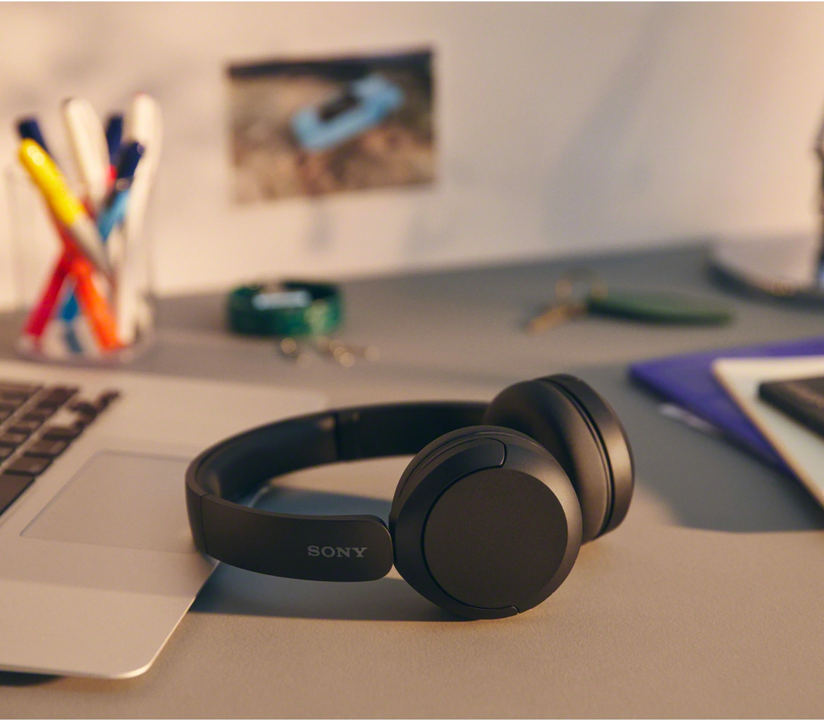Sony WH-CH520 Wireless Headphones with Microphone sri lanka 
